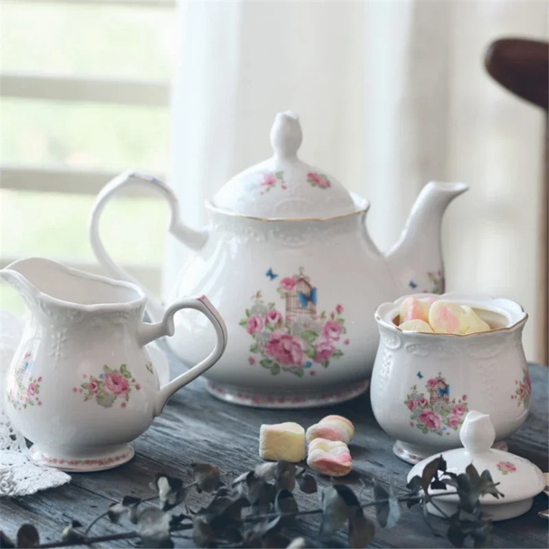 3vnt Europietiškos kavos cukraus puodo pieno rinkinys Britų arbatinukas Aukštos kokybės dažyta aukso keramika Vakarų juodos popietės arbatos puodelis