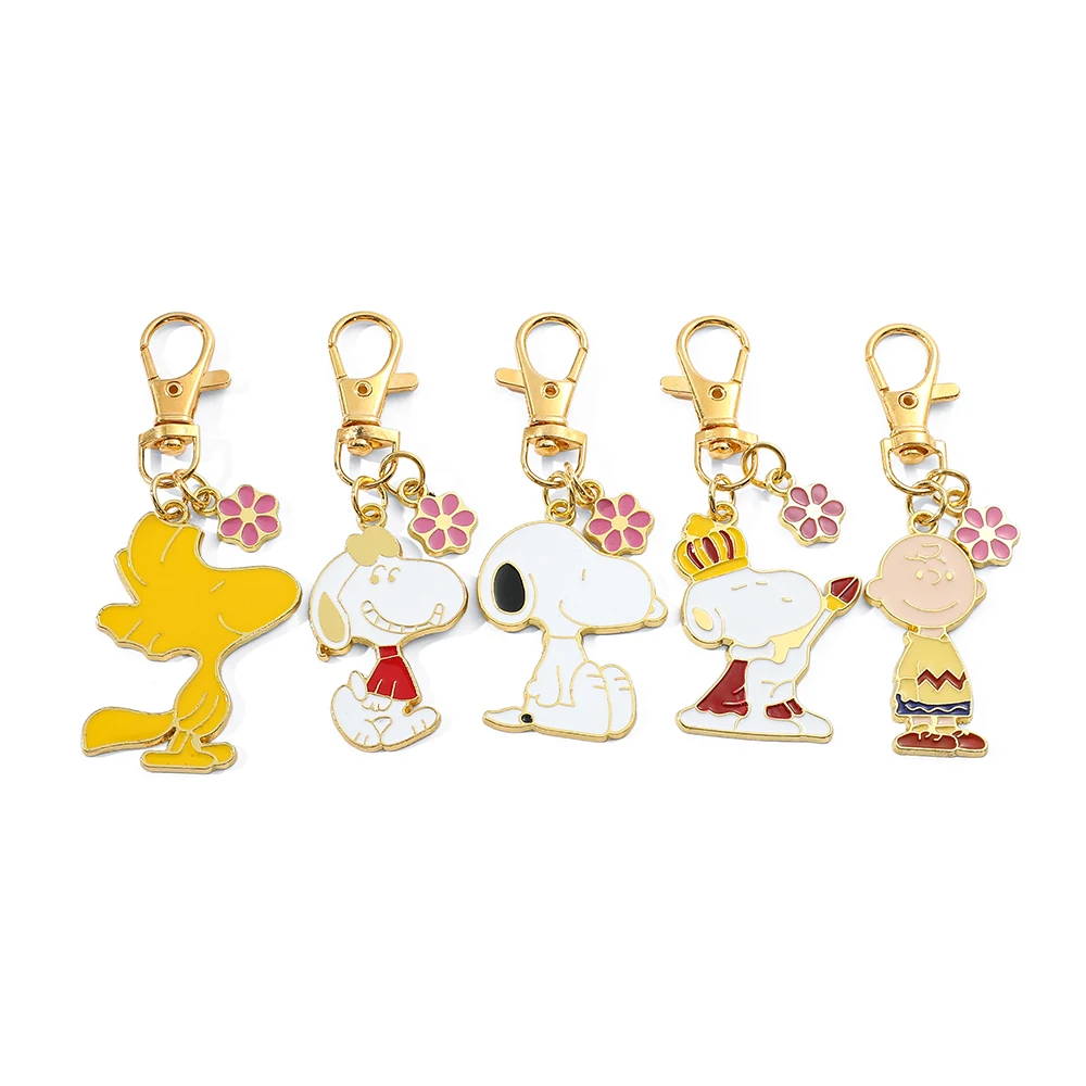 Kawaii Snoopy animacinis filmas Mielas periferinis raktų pakabukas Anime mergaičių krepšys Kuprinė Pakabuko lydinys Mados papuošalai moterims Vakarėlių gifai