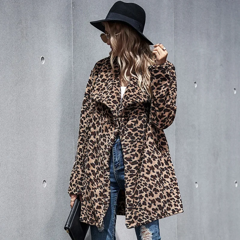 Moterų imitacija 2021 Kailis Moteriškas leopardo atspaudas Ruduo ir žiema Vidutinio ilgio atlapas Vienas mygtukas Vilnonis paltas ilgomis rankovėmis