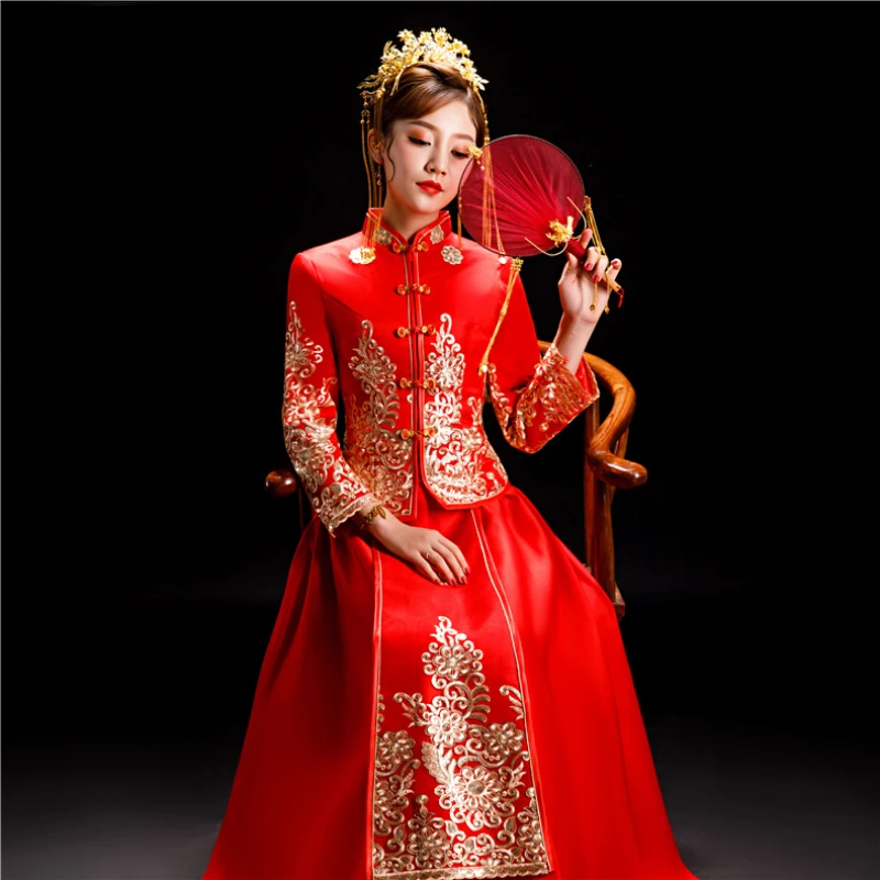 Tradicinė kinų vestuvinė suknelė Rytietiško stiliaus suknelės Ilgos Cheongsam vestuvių vakarėlio suknelė Liekna nuotaka Šiuolaikinis Cheongsamas